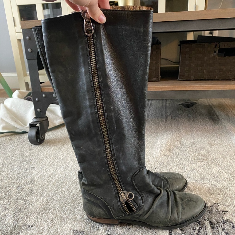 Steve Madden leather boots